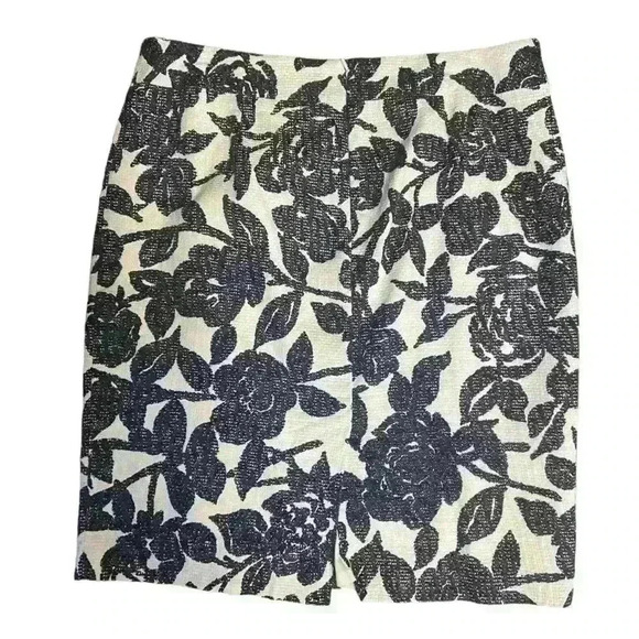 Ann Taylor Pencil Skirt. Size 12. Navy/white pattern - Picture 2 of 6